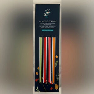 New Chic & Tonic 4 Silicone Straws Set